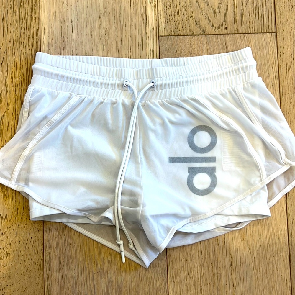 ALO Ambience Mesh Shorts in White XS